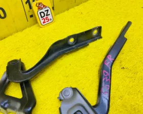 Петля капота SUZUKI
