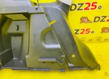 Обшивка багажника SUZUKI ESCUDO 2015/Цвет ZNL 7628054P015PK YD21S M16A, задняя левая