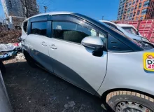 Дверь боковая TOYOTA SIENTA 2015/1F7 6700152560 NCP175 1NZFE, передняя правая