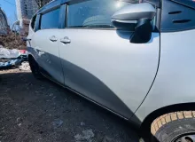 Дверь боковая TOYOTA SIENTA 2015/1F7 6700152560 NCP175 1NZFE, передняя правая