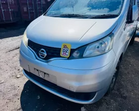 Бампер Nissan