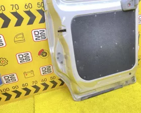 Дверь боковая Nissan