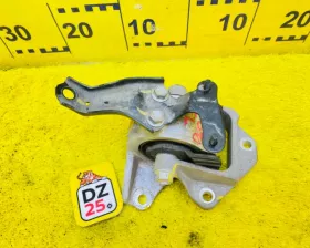 Подушка двигателя SUZUKI