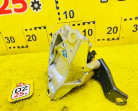 Подушка двигателя SUZUKI
