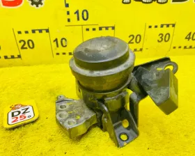 Подушка двигателя SUZUKI