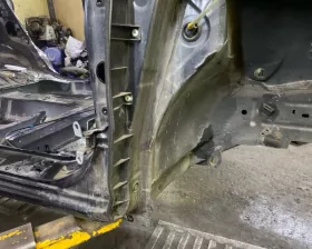 Лонжерон TOYOTA