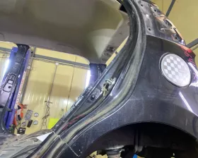 Крыло заднее TOYOTA