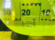 Стекло собачника NISSAN NV200 2012/Цвет QX1 83301JX01B M20 HR16DE, заднее левое