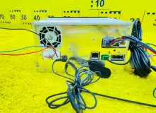 Магнитофон NISSAN NV200 2012/Цвет QX1 MP111A M20 HR16DE, передний Магнитофон NISSAN NV200 2012/Цвет QX1 MP111A M20 HR16DE, передний