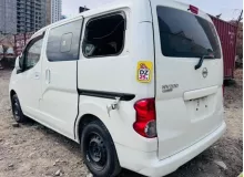Коса под торпеду NISSAN NV200 2012/Цвет QX1 240103LR0C M20 HR16DE, передняя