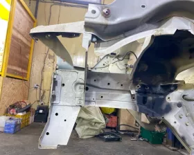 Лонжерон NISSAN