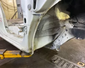Лонжерон NISSAN
