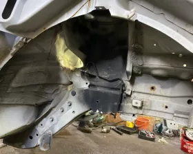 Лонжерон NISSAN