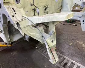 Лонжерон NISSAN