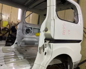Крыло заднее NISSAN