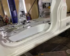 Порог кузова NISSAN