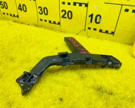 Крепление бампера HONDA