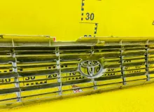 Решетка радиатора TOYOTA LAND CRUISER 2001/Цвет 057 5311160340 UZJ100W 2UZFE, передняя
