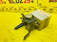 Компрессор пневмоподвески TOYOTA LAND CRUISER 2001/Цвет 057 4891060020 UZJ100W 2UZFE, передний