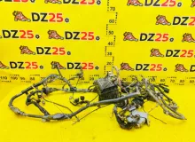 Коса под капот TOYOTA LAND CRUISER 2001/Цвет 057 8211260191 UZJ100W 2UZFE, передняя