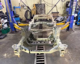Рама Toyota