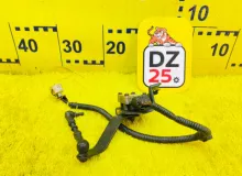 Датчик корректора фар TOYOTA LAND CRUISER 2001/Цвет 057 8940560011 UZJ100W 2UZFE, передний правый