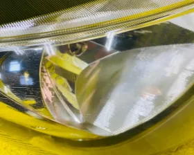 Фара Nissan