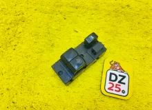 Блок управления стеклоподъемниками NISSAN NV200 2016/Цвет QM1 25401JX00A M20 HR16DE, передний правый