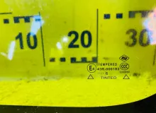 Стекло собачника NISSAN NV200 2016/Цвет QM1 83300JX01A M20 HR16DE, заднее правое
