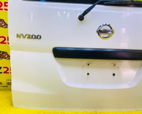 Дверь 5я Nissan