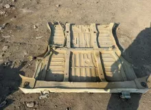 Тазик железный TOYOTA LAND CRUISER 2001/Цвет 057 5831160460 UZJ100W 2UZFE, задний