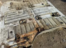 Тазик железный TOYOTA LAND CRUISER 2001/Цвет 057 5831160460 UZJ100W 2UZFE, задний