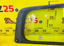 Стекло собачника NISSAN NV200 2017/Цвет QM1 83301JX01A M20 HR16DE, заднее левое