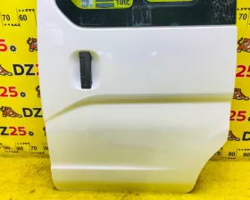 Дверь боковая NISSAN