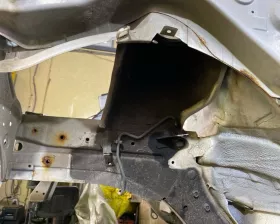 Лонжерон NISSAN
