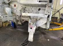 Лонжерон NISSAN NV200 2017/Цвет QM1 64181JX00A M20 HR16DE, передний левый