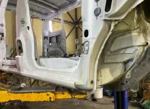 Порог кузова NISSAN NV200 2017/Цвет QM1 76410JX00E M20 HR16DE, передний правый