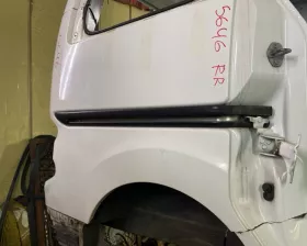 Крыло заднее NISSAN