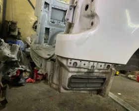 Крыло заднее NISSAN