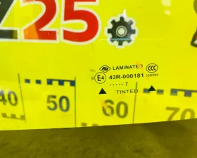 Лобовое стекло NISSAN