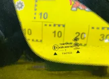Стекло форточка NISSAN NV200 2017/Цвет QM1 76820JX01A M20 HR16DE, переднее правое