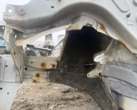 Лонжерон NISSAN