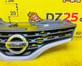 Решетка радиатора NISSAN