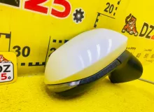 Уши TOYOTA SIENTA 2016/Цвет 070 8791052F30 NCP175 1NZFE, передние правые