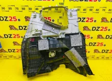 Обшивка багажника TOYOTA SIENTA 2016/Цвет 070 6473052520C0 NCP175 1NZFE, задняя правая