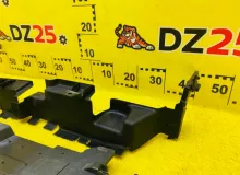 Защита радиатора TOYOTA SIENTA 2016/Цвет 070 5328752020 NCP175 1NZFE, передняя