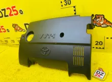 Пластиковая крышка на двс TOYOTA SIENTA 2016/Цвет 070 1121221040 NCP175 1NZFE, передняя