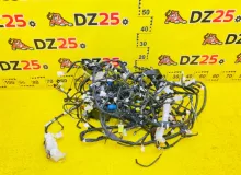 Коса под торпеду TOYOTA SIENTA 2016/Цвет 070 8214552X50 NCP175 1NZFE, передняя