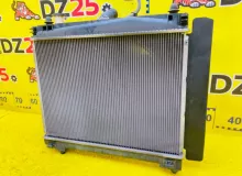 Радиатор основной TOYOTA SIENTA 2016/Цвет 070 1640021270 NCP175 1NZFE, передний