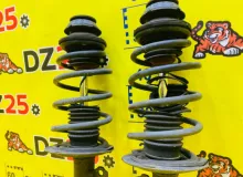 СТОЙКА ПАРА ЛЕВАЯ И ПРАВАЯ TOYOTA SIENTA 2016/Цвет 070 4851052K70 NCP175 1NZFE, передняя